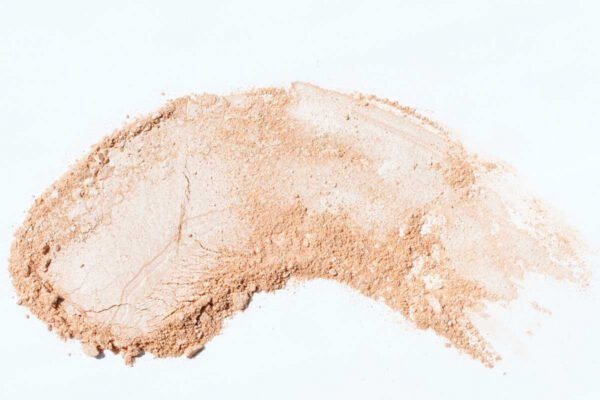 HIGHLIGHTING POWDER NO. 01 GLAZY LOOK - Image 4